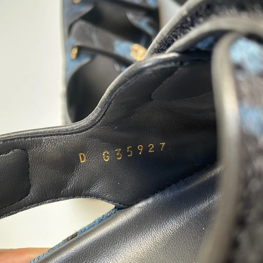 Chanel Blue denim Dad Sandals 37.5 - Picture 4 of 13